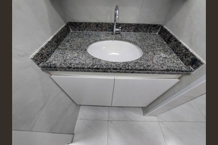 Apartamento à venda com 37m², 2 quartos e sem vaga Apartamento à venda com 37m², 2 quartos e sem vagaBanheiro