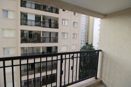 Apartamento à venda com 77m², 3 quartos e 2 vagasSala - Varanda