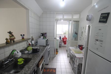 Apartamento à venda com 77m², 3 quartos e 2 vagasCozinha e Área de Serviço
