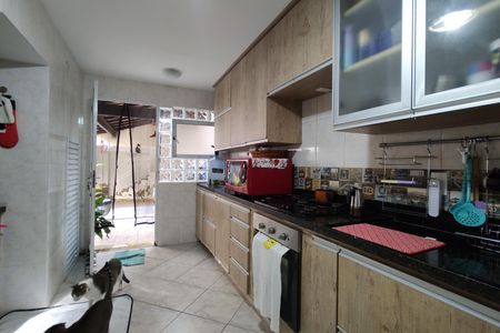 Casa de condomínio para alugar com 500m², 4 quartos e 2 vagas Casa de condomínio para alugar com 500m², 4 quartos e 2 vagasCozinha