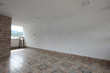 Casa de condomínio para alugar com 500m², 4 quartos e 2 vagas Casa de condomínio para alugar com 500m², 4 quartos e 2 vagasHall