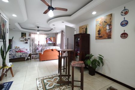 Casa de condomínio para alugar com 500m², 4 quartos e 2 vagas Casa de condomínio para alugar com 500m², 4 quartos e 2 vagasSala