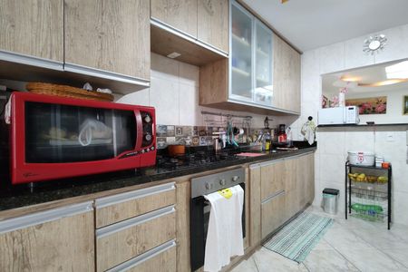 Casa de condomínio para alugar com 500m², 4 quartos e 2 vagas Casa de condomínio para alugar com 500m², 4 quartos e 2 vagasCozinha