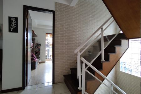 Casa de condomínio para alugar com 500m², 4 quartos e 2 vagas Casa de condomínio para alugar com 500m², 4 quartos e 2 vagasHall social