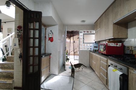 Casa de condomínio para alugar com 500m², 4 quartos e 2 vagas Casa de condomínio para alugar com 500m², 4 quartos e 2 vagasCozinha