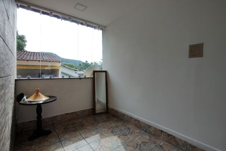 Casa de condomínio para alugar com 500m², 4 quartos e 2 vagas Casa de condomínio para alugar com 500m², 4 quartos e 2 vagasHall