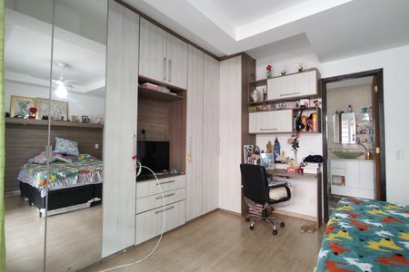 Casa de condomínio para alugar com 500m², 4 quartos e 2 vagas Casa de condomínio para alugar com 500m², 4 quartos e 2 vagasQuarto 2 - Suíte