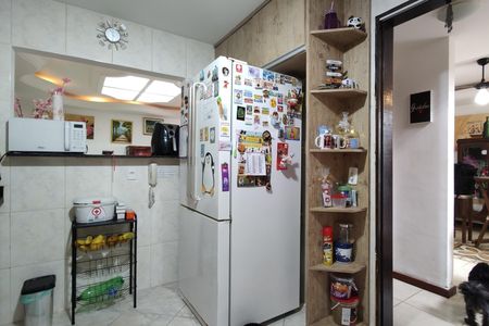 Casa de condomínio para alugar com 500m², 4 quartos e 2 vagas Casa de condomínio para alugar com 500m², 4 quartos e 2 vagasCozinha