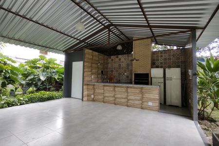 Casa de condomínio para alugar com 500m², 4 quartos e 2 vagas Casa de condomínio para alugar com 500m², 4 quartos e 2 vagasÁrea comum - Churrasqueira