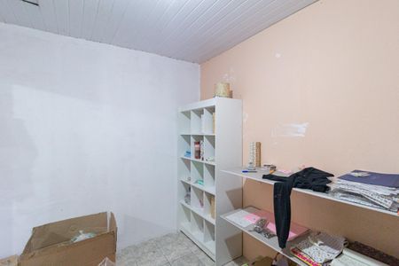 Casa à venda com 171m², 4 quartos e 3 vagas Casa à venda com 171m², 4 quartos e 3 vagasEdícula