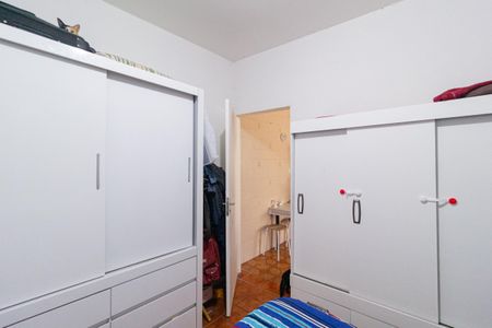 Casa à venda com 171m², 4 quartos e 3 vagas Casa à venda com 171m², 4 quartos e 3 vagasQuarto 3