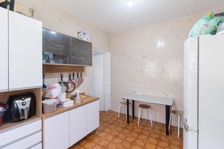 Casa à venda com 171m², 4 quartos e 3 vagas Casa à venda com 171m², 4 quartos e 3 vagasCozinha