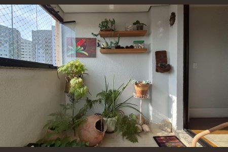 Apartamento à venda com 106m², 3 quartos e 2 vagasSacada