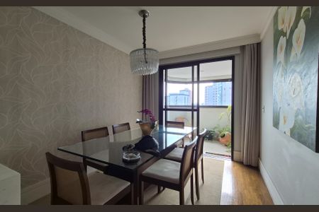 Apartamento à venda com 106m², 3 quartos e 2 vagasSala