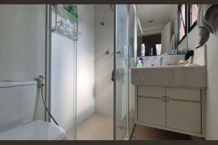 Apartamento à venda com 106m², 3 quartos e 2 vagasBanheiro da suíte