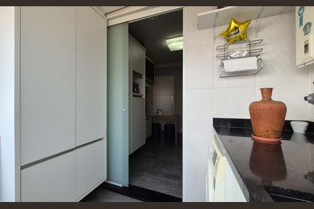 Apartamento à venda com 106m², 3 quartos e 2 vagasLavanderia