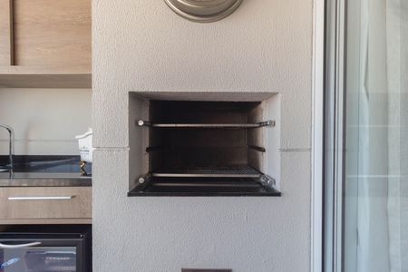 Apartamento à venda com 179m², 4 quartos e 3 vagas Apartamento à venda com 179m², 4 quartos e 3 vagasVaranda