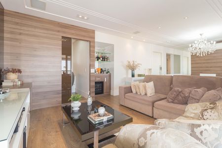 Apartamento à venda com 179m², 4 quartos e 3 vagas Apartamento à venda com 179m², 4 quartos e 3 vagasSala de Estar