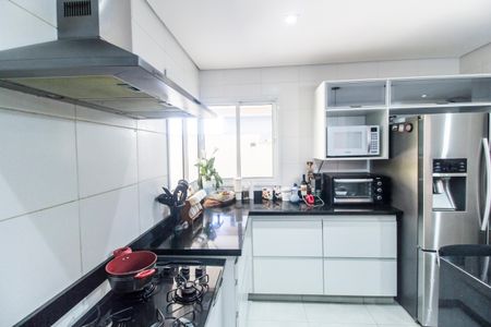 Casa à venda com 425m², 4 quartos e 2 vagasCozinha