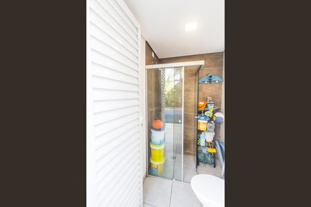 Casa à venda com 425m², 4 quartos e 2 vagasPiscina - Banheiro