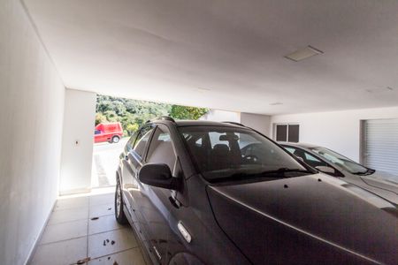 Casa à venda com 425m², 4 quartos e 2 vagasGaragem