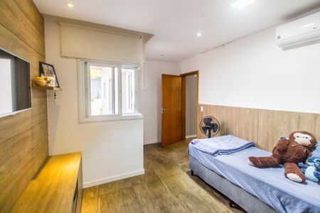 Casa à venda com 425m², 4 quartos e 2 vagasSuíte 2