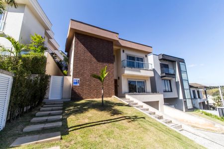 Casa à venda com 425m², 4 quartos e 2 vagasFachada