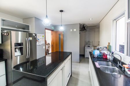 Casa à venda com 425m², 4 quartos e 2 vagasCozinha