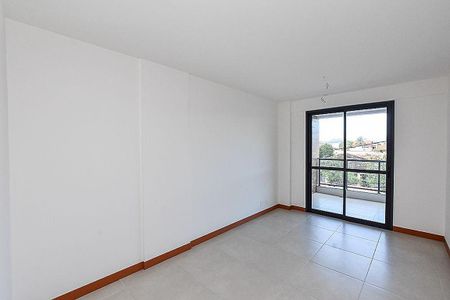 Apartamento à venda com 90m², 2 quartos e 1 vaga
