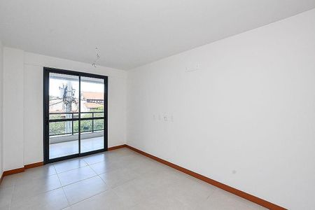 Apartamento à venda com 90m², 2 quartos e 1 vaga