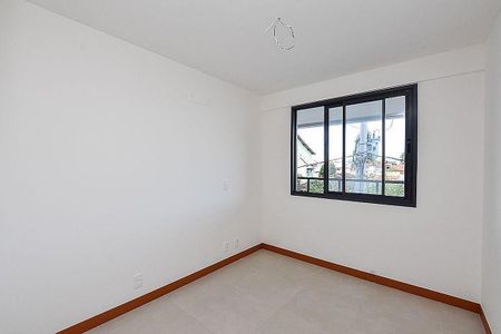 Apartamento à venda com 90m², 2 quartos e 1 vaga