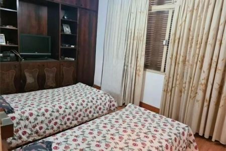 Casa à venda com 400m², 3 quartos e 3 vagas Casa à venda com 400m², 3 quartos e 3 vagasQuarto