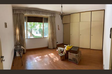 Quarto de casa à venda com 3 quartos, 400m² em Vila Nova Conceição, São Paulo