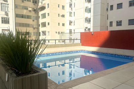 Apartamento à venda com 167m², 3 quartos e 2 vagas Apartamento à venda com 167m², 3 quartos e 2 vagasÁrea comum - Piscina