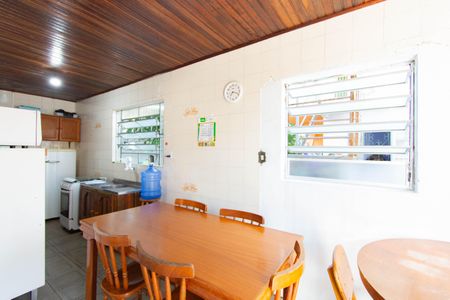 Casa à venda com 330m², 7 quartos e 3 vagas Casa à venda com 330m², 7 quartos e 3 vagasCozinha