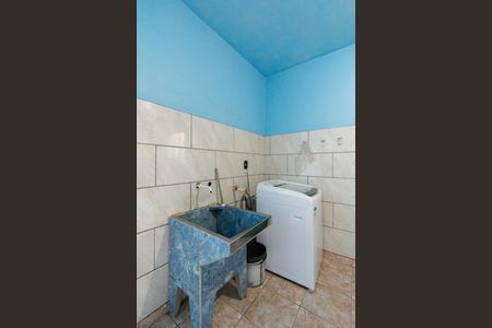 Casa à venda com 330m², 7 quartos e 3 vagas Casa à venda com 330m², 7 quartos e 3 vagasÁrea de Serviço