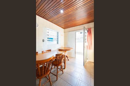 Casa à venda com 330m², 7 quartos e 3 vagas Casa à venda com 330m², 7 quartos e 3 vagasCozinha