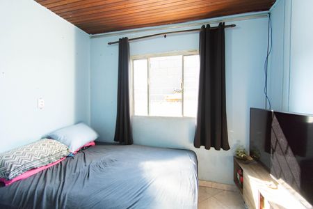 Casa à venda com 330m², 7 quartos e 3 vagas Casa à venda com 330m², 7 quartos e 3 vagasQuarto 3