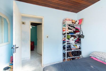 Casa à venda com 330m², 7 quartos e 3 vagas Casa à venda com 330m², 7 quartos e 3 vagasQuarto 4