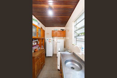 Casa à venda com 330m², 7 quartos e 3 vagas Casa à venda com 330m², 7 quartos e 3 vagasCozinha