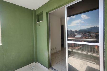 Apartamento à venda com 87m², 3 quartos e 1 vaga Apartamento à venda com 87m², 3 quartos e 1 vagaVaranda