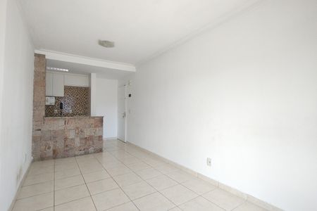 Apartamento à venda com 87m², 3 quartos e 1 vaga Apartamento à venda com 87m², 3 quartos e 1 vagaSala