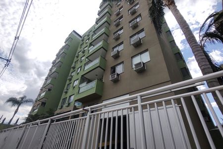 Apartamento à venda com 87m², 3 quartos e 1 vaga Apartamento à venda com 87m², 3 quartos e 1 vagaFachada do Prédio