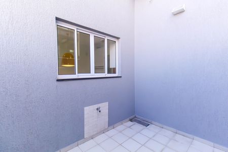 Casa à venda com 106m², 3 quartos e 2 vagas Casa à venda com 106m², 3 quartos e 2 vagasÁrea de Serviço