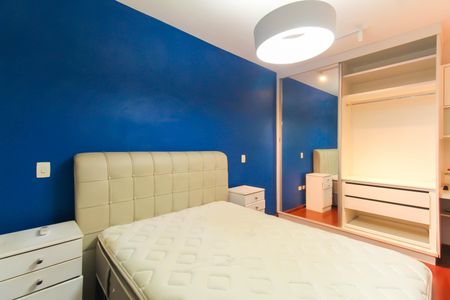 Casa à venda com 106m², 3 quartos e 2 vagas Casa à venda com 106m², 3 quartos e 2 vagasQuarto 2 - Suíte