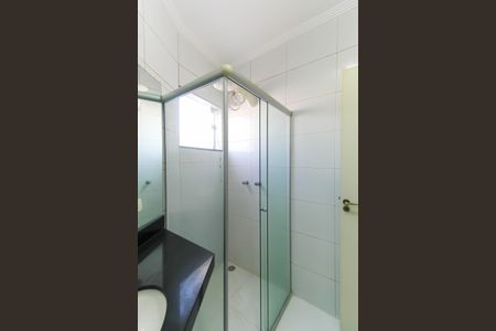 Casa à venda com 106m², 3 quartos e 2 vagas Casa à venda com 106m², 3 quartos e 2 vagasBanheiro da Suíte 1