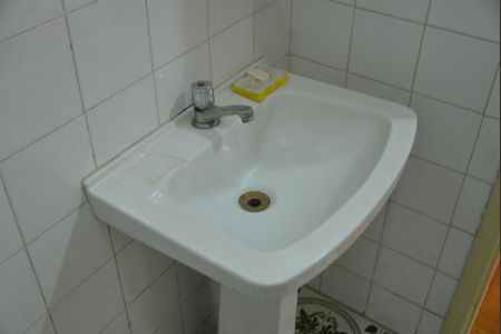 Casa à venda com 253m², 3 quartos e sem vagaBanheiro Social