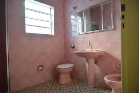 Casa à venda com 253m², 3 quartos e sem vagaBanheiro Social