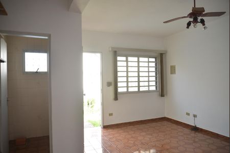 Casa à venda com 253m², 3 quartos e sem vagaedícula 
