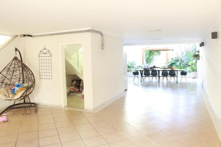 Casa à venda com 473m², 3 quartos e 8 vagasGaragem